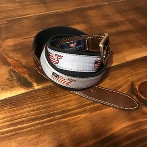 Vineyard Vines boys American Flag Whale Belt.